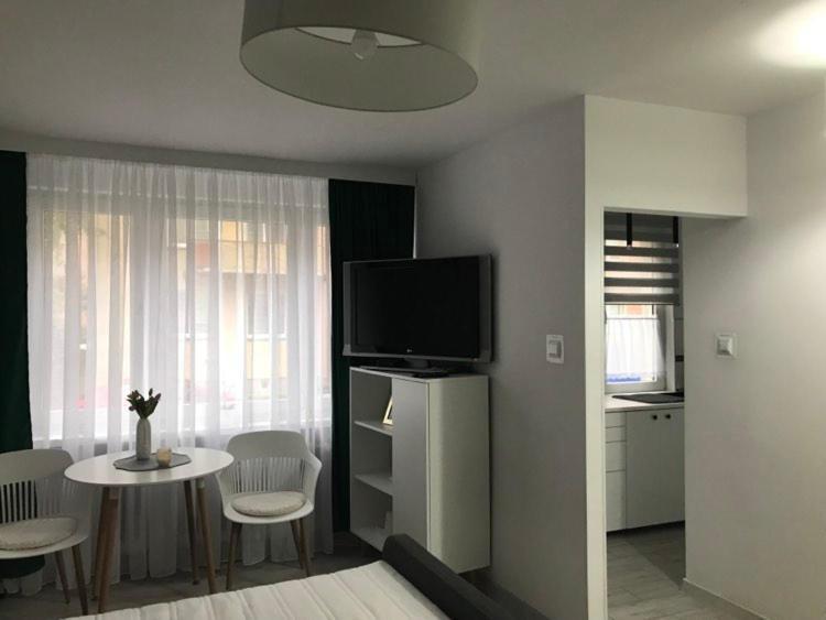 Kwadrat Apartment *